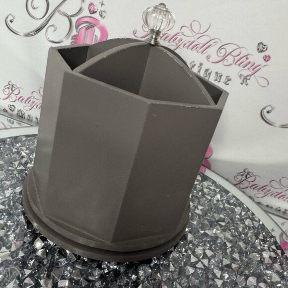 Spinable organizer Grey with clear crystal knob top spins office kitchen clean - Picture 2 of 4